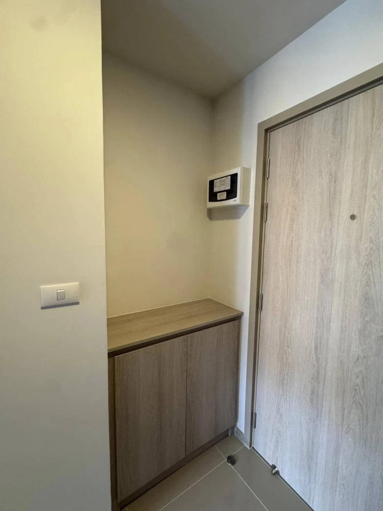 For rent: dcondo shine rangsit, 6th floor, swimming pool view, fully furnished, nice to live in, reserve now, hurry!