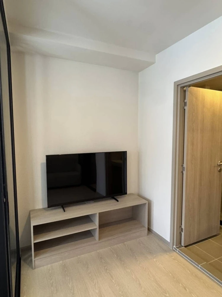 For rent: dcondo shine rangsit, 6th floor, swimming pool view, fully furnished, nice to live in, reserve now, hurry!