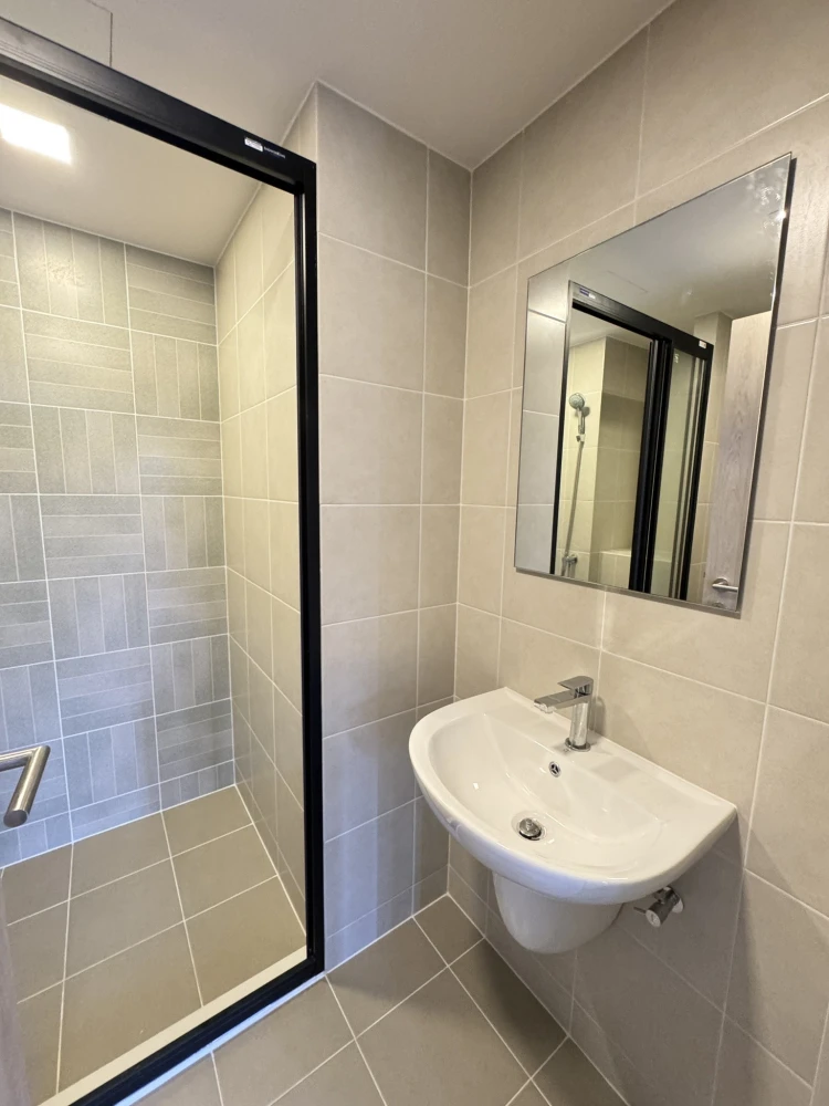 For rent dcondo shine rangsit comes with furniture and electrical appliances. If interested, hurry and book now. Don't miss out.