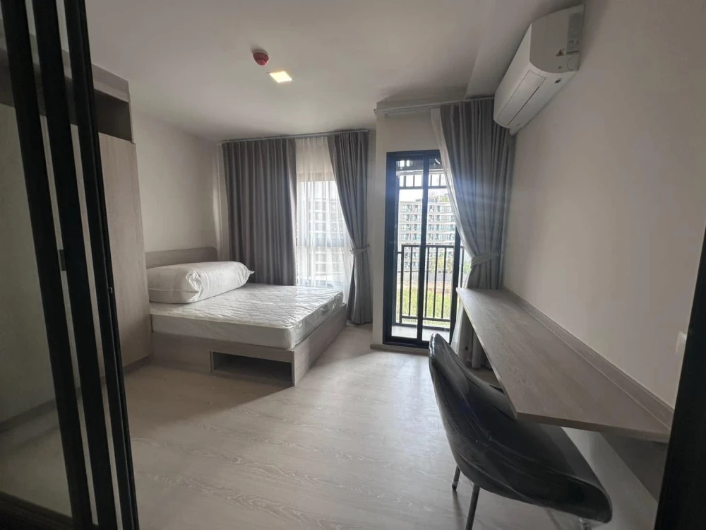 For rent: dcondo Shine Rangsit, well-separated rooms, great value, you'll regret it if you don't reserve.