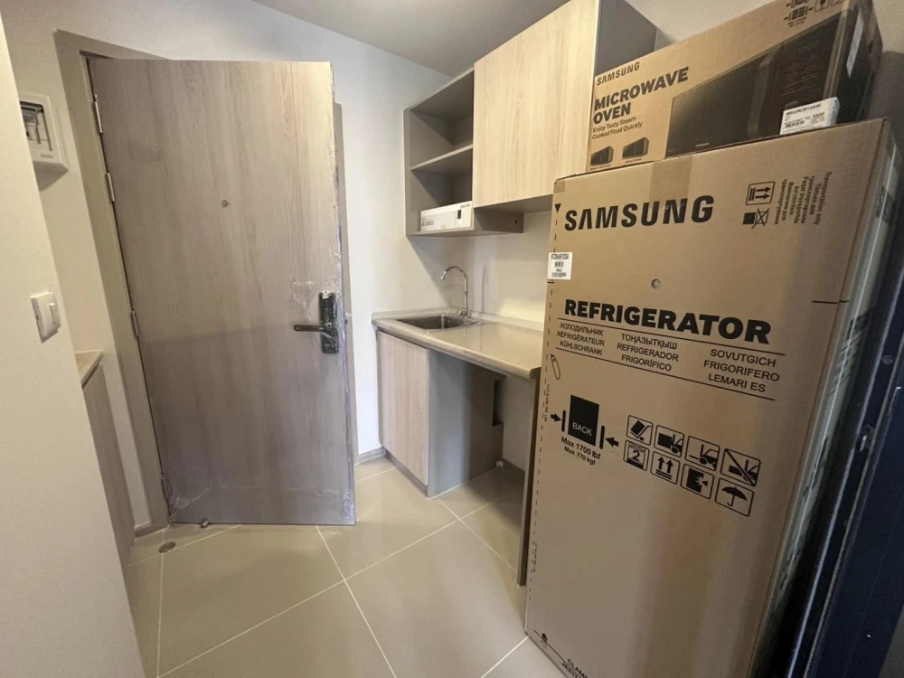 For rent: dcondo Shine Rangsit, well-separated rooms, great value, you'll regret it if you don't reserve.
