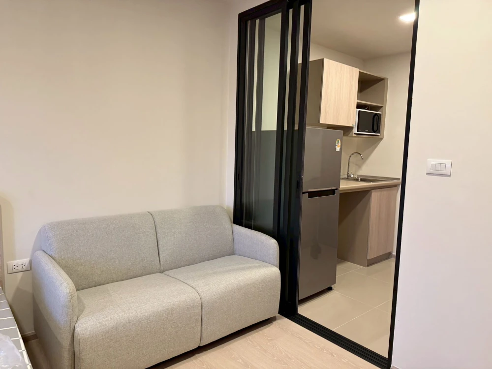 For rent dcondo shine rangsit, fully furnished room, ready to move in, if interested, hurry and book now, don't miss out.