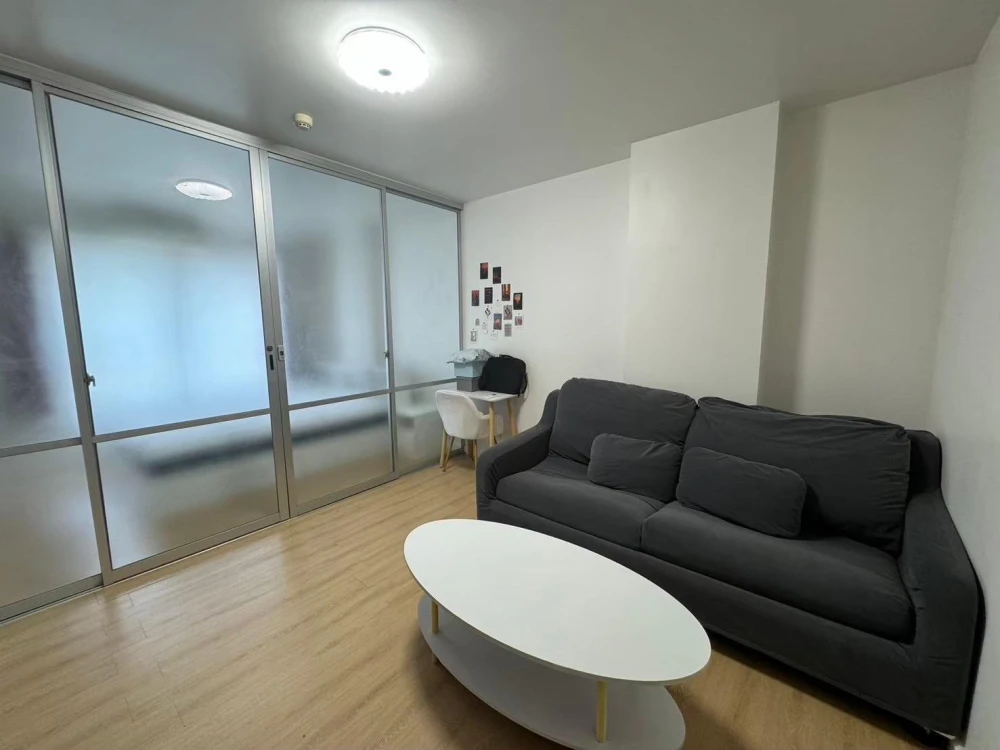 For rent: Dcondo Sukhumvit 109, 2nd floor, corner room, partitioned room, fully furnished. Interested? Book now. Don't miss out.