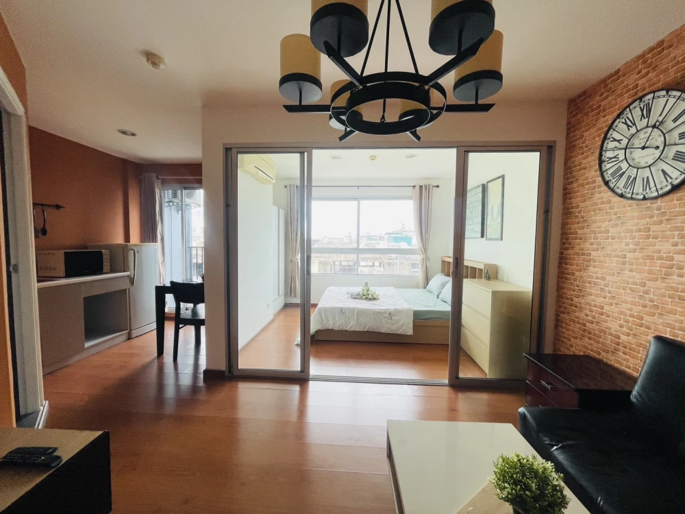 For rent Dcondo Rattanathibet, 6th floor, Building D, well decorated. It's very beautiful. Book quickly before you miss it.