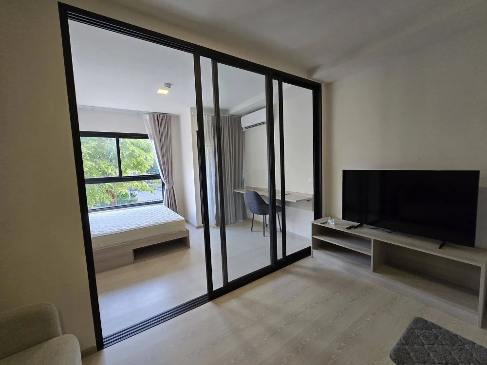 Dcondoshine Rangsit condo for rent. Rooms are partitioned into separate areas and fully furnished. Book yours today!