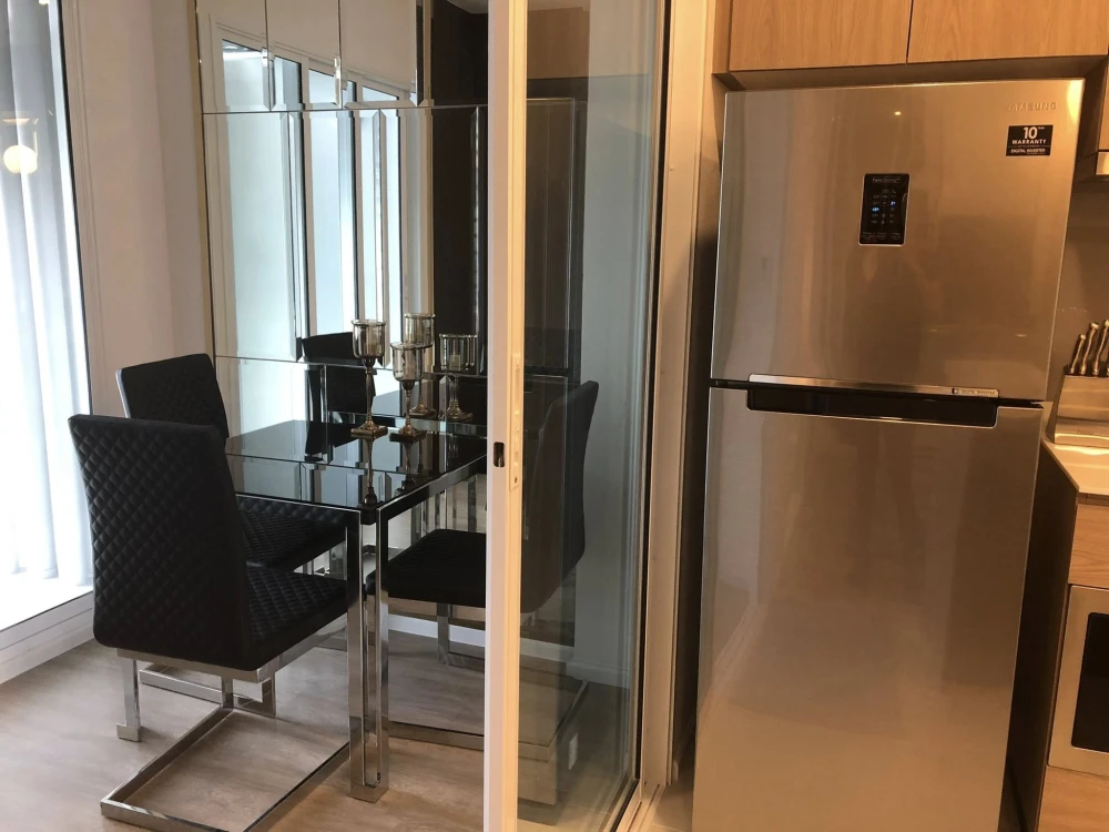 For rent: De Lapis Charan 81, 19th floor, nice room, fully furnished, reserve now, don't miss out!