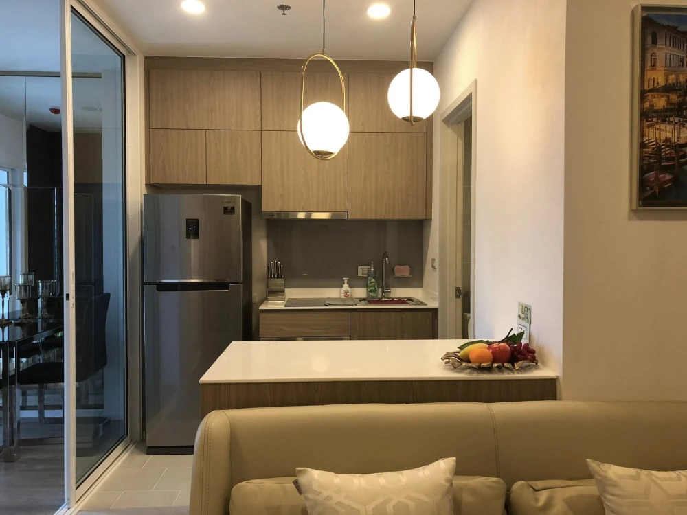 For rent: De Lapis Charan 81, 19th floor, nice room, fully furnished, reserve now, don't miss out!