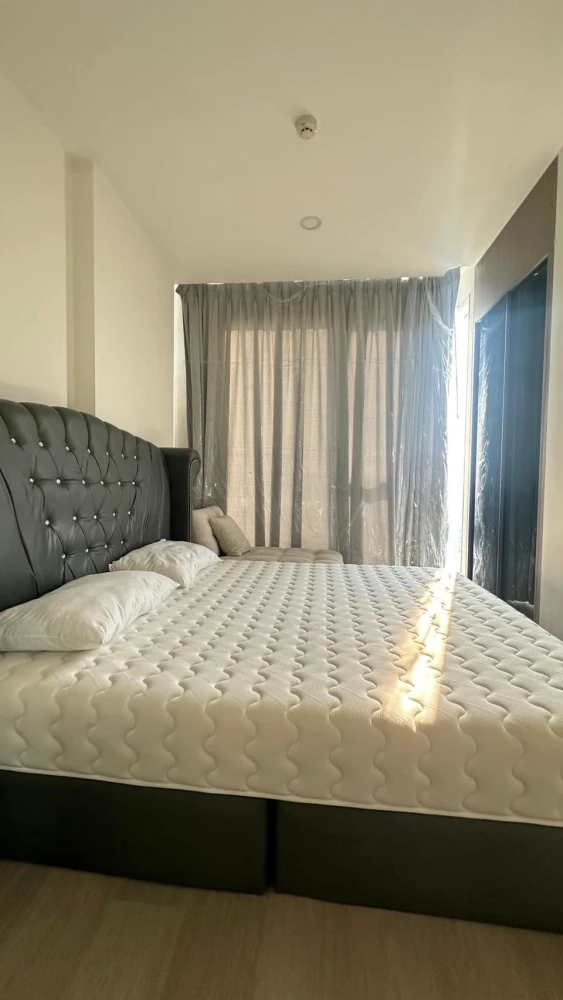 For rent: De Lapis Charan 81, high floor room, very good ventilation, complete facilities, interested, reserve now!