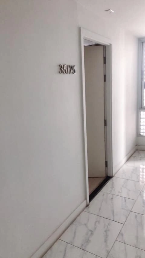 For rent: Deco Arte, corner room, not attached to anyone, very private, facing east. I must say that you must not miss it.