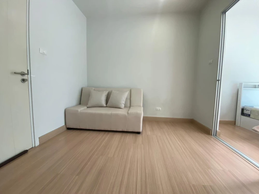 For rent: Deco Condominium, well-separated rooms, great price, everything you need here, you must book now.