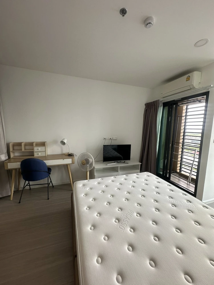 For rent: DENIM JATUJAK, a nice room on the 12th floor, good location, convenient transportation, fully furnished. Reserve now!