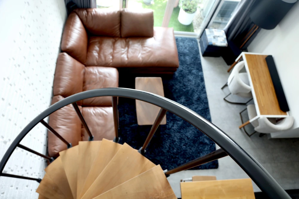 For rent: DLV Thonglor 20, Duplex unit, beautiful and fully furnished. Book now, don't miss out!