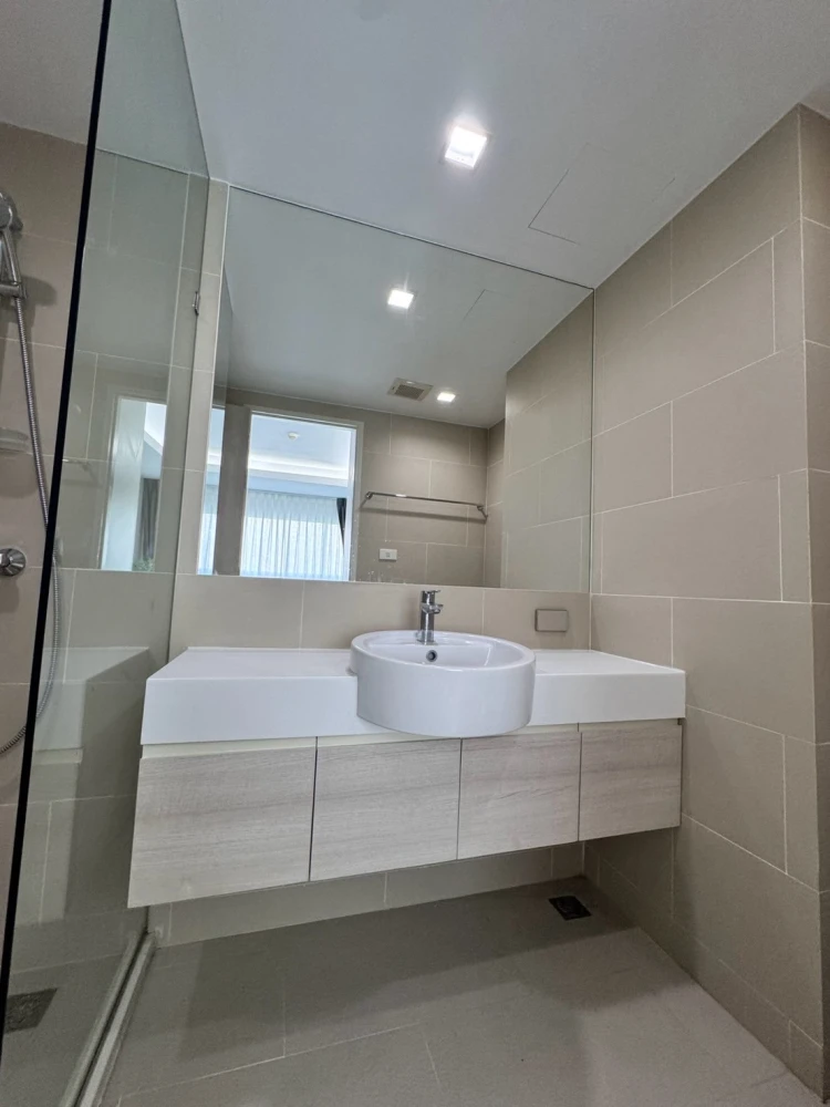 For rent: Double Lake Condominium 2, 5th floor, fully furnished, book now, hurry!