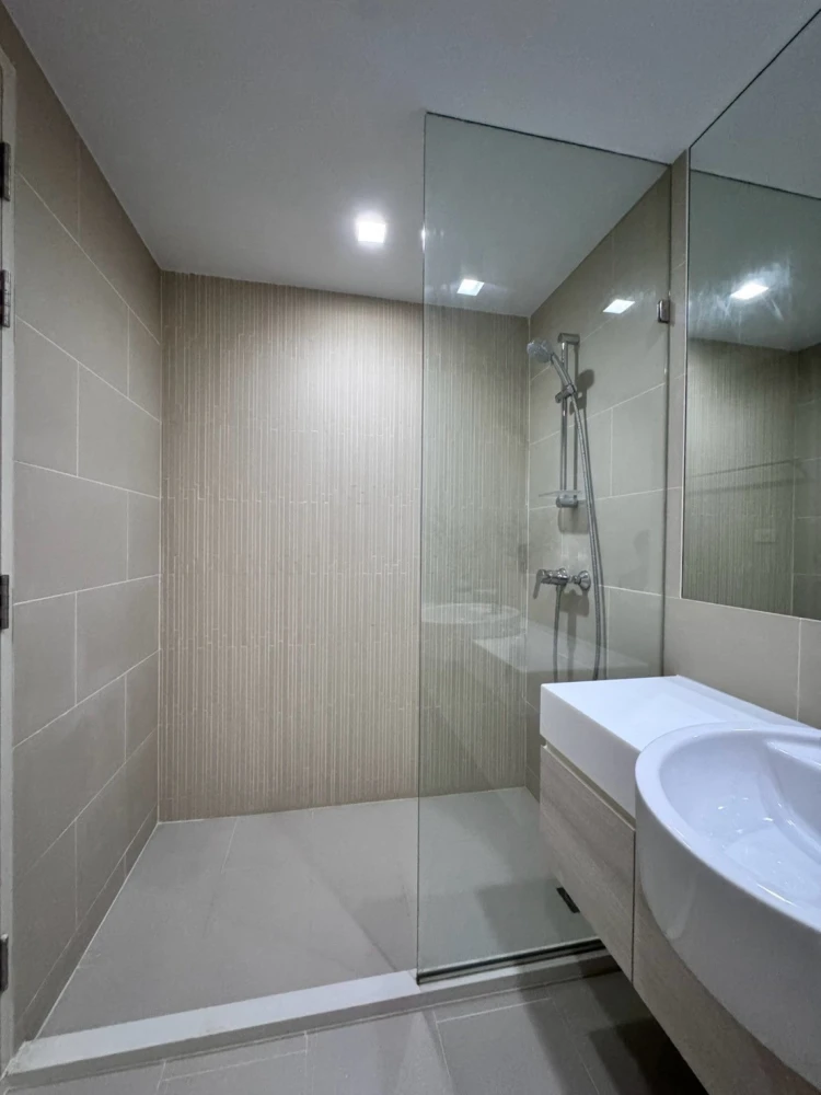For rent: Double Lake Condominium 2, 5th floor, fully furnished, book now, hurry!