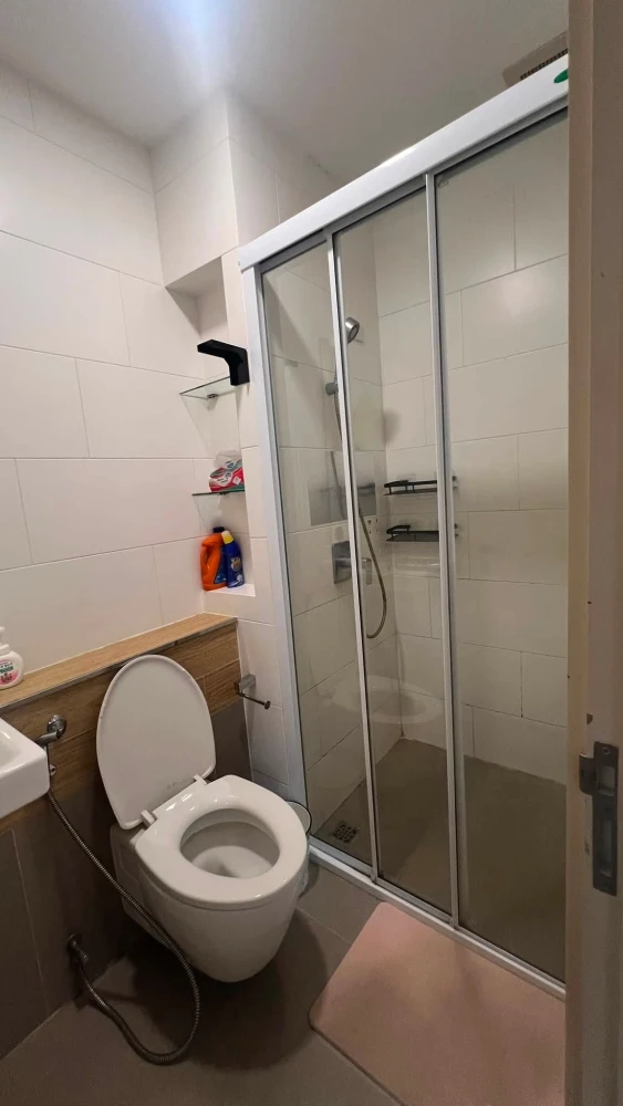 For rent: Ease 2 Rama 2, 1 bedroom, 1 bathroom, fully furnished, in a great location. Don't miss out!