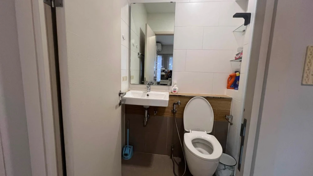 For rent: Ease 2 Rama 2, 1 bedroom, 1 bathroom, fully furnished, in a great location. Don't miss out!