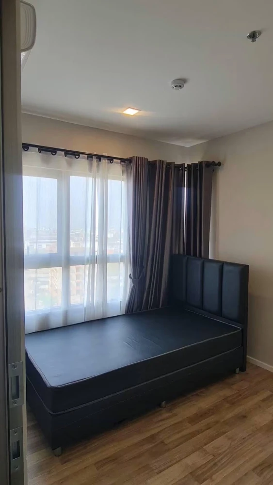For rent: Ease 2 Rama 2, 2 bedrooms, spacious living area, fully furnished. Book now!
