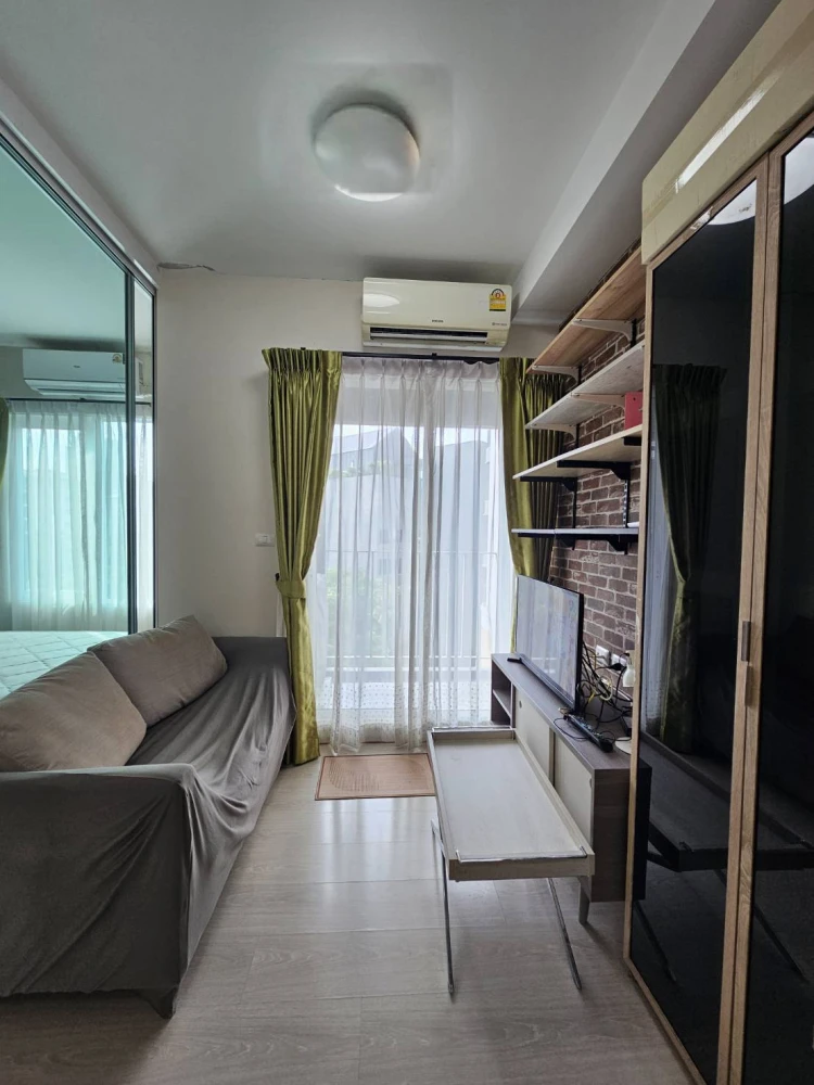 For rent: Eco Chapter one Huai Khwang, decorated in loft coffee style, convenient and complete here. Come and book now.