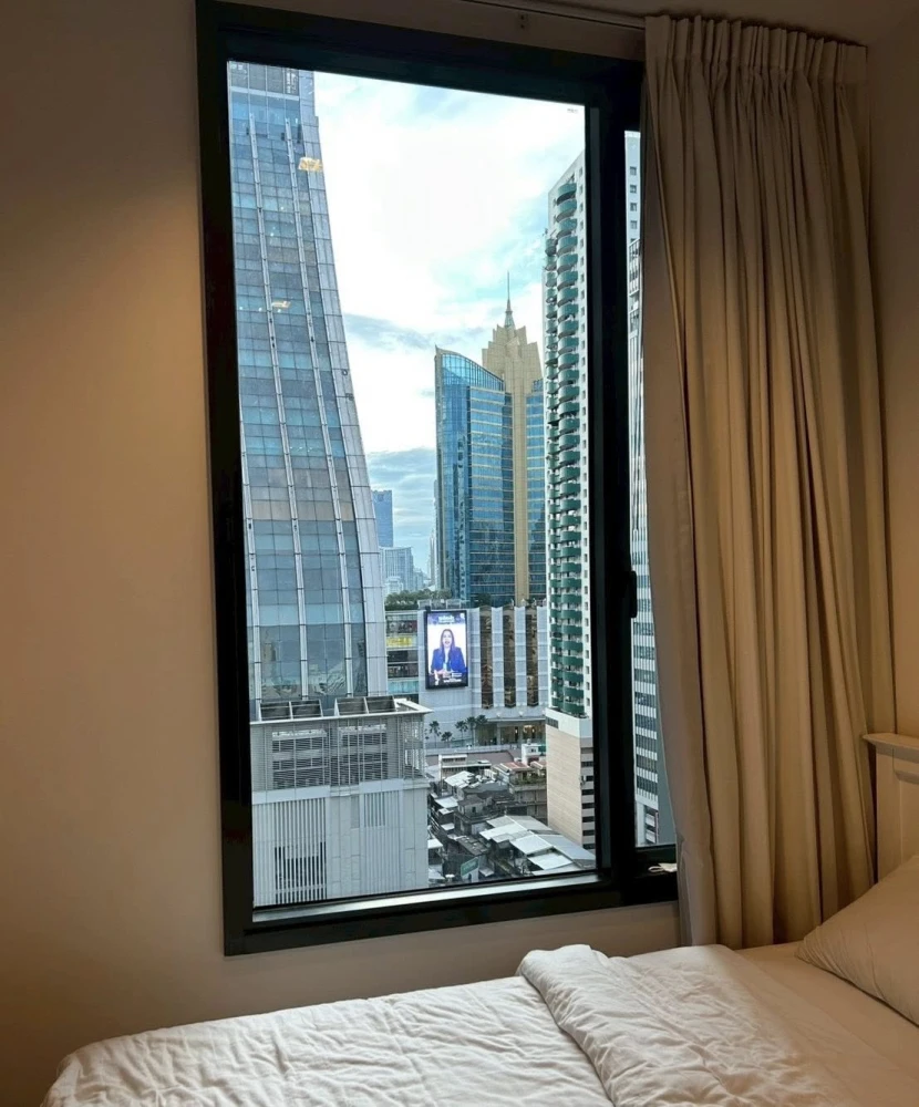 For rent: Edge By Sansiri (Sukhumvit 23), 14th floor, fully furnished, nice to live in, interested, reserve now.