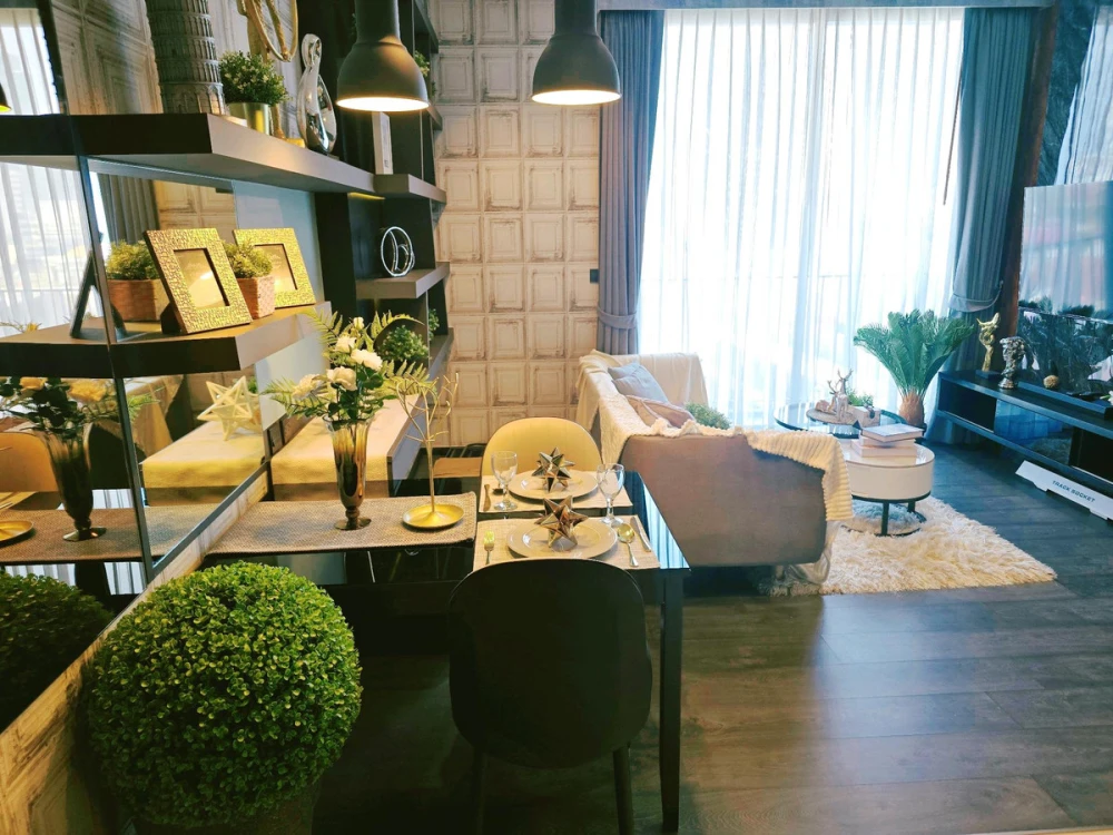 For rent: Edge By Sansiri (Sukhumvit 23), 3rd floor, beautiful unit, fully furnished. Book now! (Quickly!)