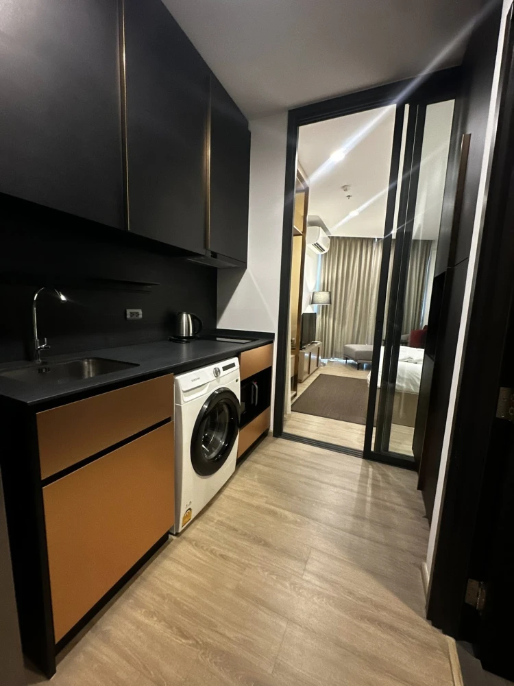 For rent: EDGE Central - Pattaya, 1 bedroom, 1 bathroom, fully furnished. With a good deal like this, what are you waiting for?