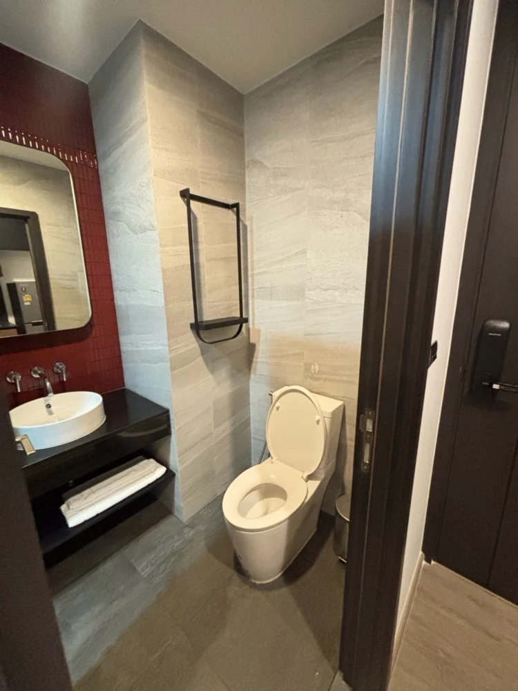 For rent: EDGE Central - Pattaya, a nice room, fully furnished. Interested? Reserve now! Hurry!