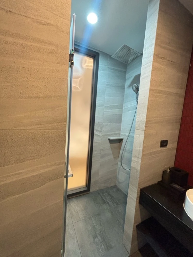 For rent: EDGE Central - Pattaya, a nice room, fully furnished. Interested? Reserve now! Hurry!