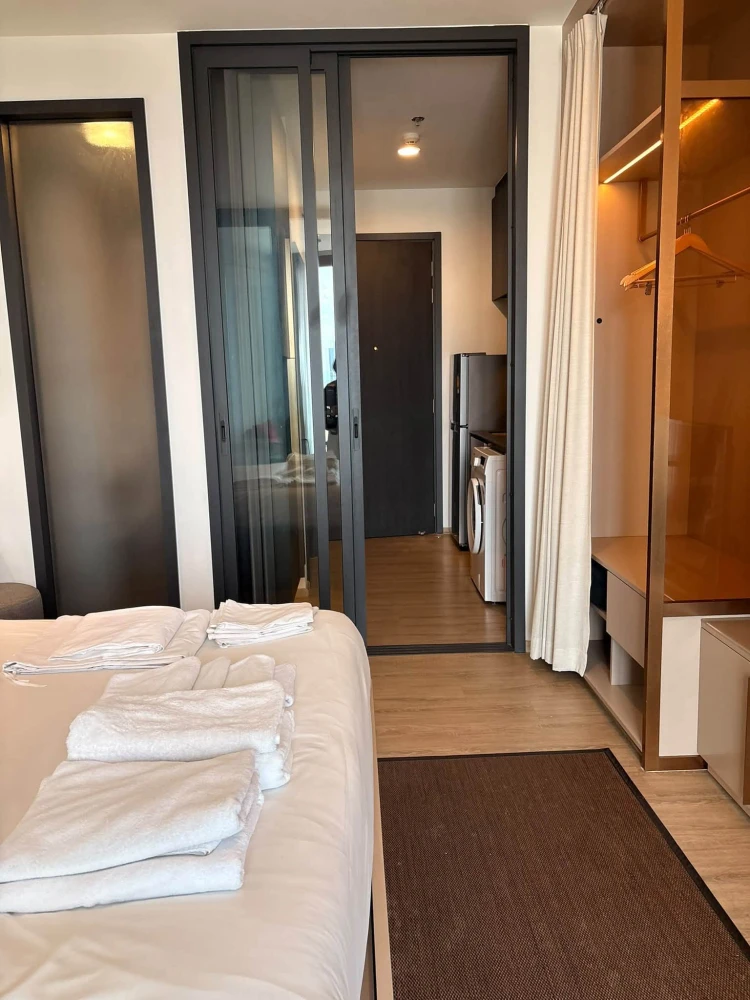 Edge Central Pattaya for rent. Nice, fully furnished, spacious room with beautiful sea view. Don't miss out!