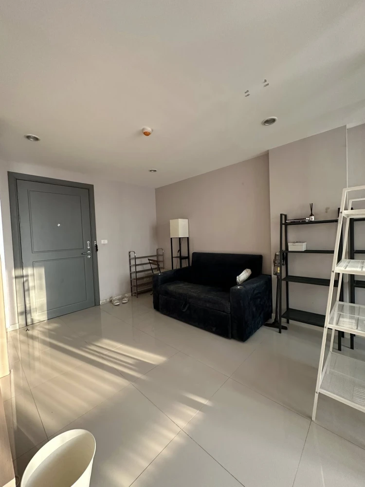 For rent: Elements Srinakarin, 1 bedroom, 1 bathroom. Great location. Fully furnished with complete amenities. Don't miss out!