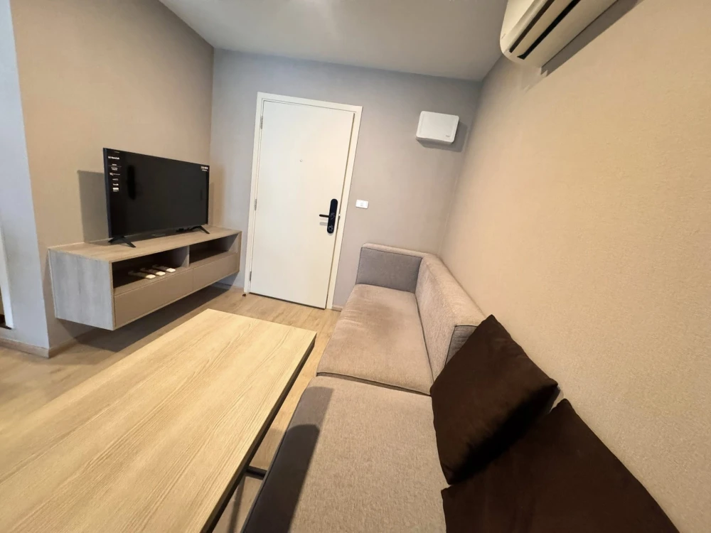 For rent Elio Del Moss Phaholyothin 34 1 bedroom 1 bathroom, good location, comes with complete facilities, don't miss it.