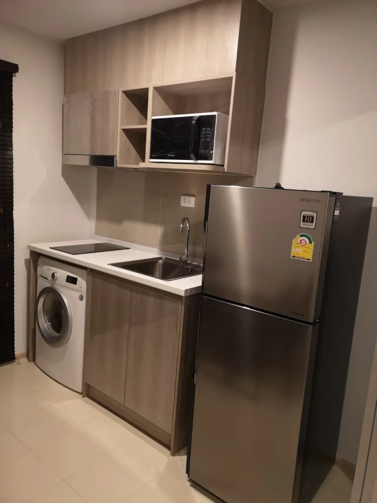 For rent Elio Del Moss Phaholyothin 34, 3rd floor, fully furnished room, nice to live in, reserve now, urgently.