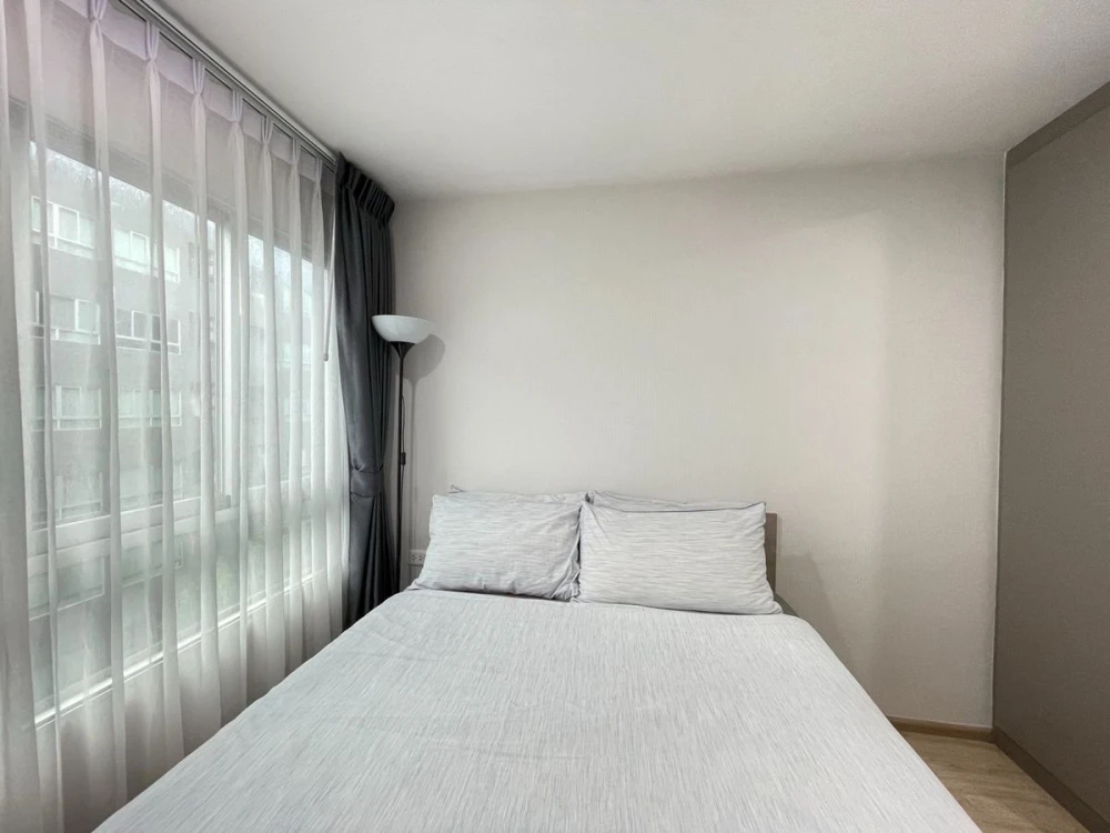 For rent: Elio Del Moss Phaholyothin 34, 6th floor, pool view, fully furnished, ready to move in. Book now!