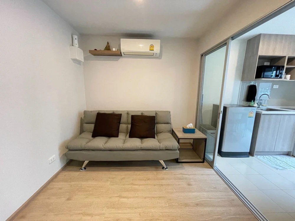 For rent: Elio Del Moss Phaholyothin 34, 6th floor, pool view, fully furnished, ready to move in. Book now!