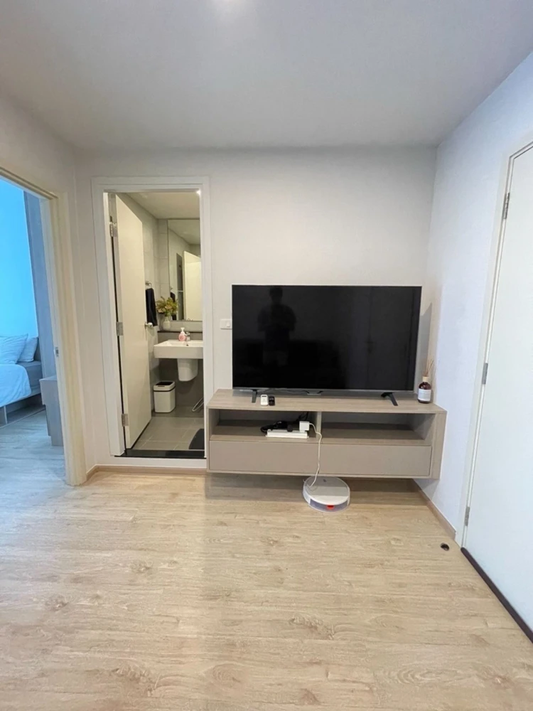 For rent: Elio Del Moss Phaholyothin 34, 6th floor, pool view, fully furnished, ready to move in. Book now!