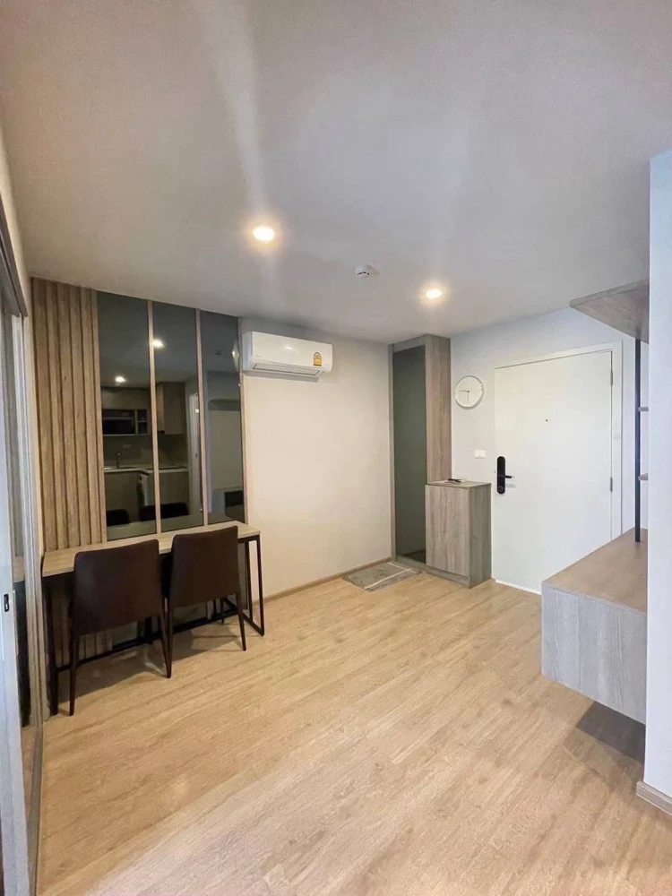 For rent Elio Del Moss Phaholyothin 34, spacious room, ready to move in, fully furnished + electrical appliances, book now before you miss out!!
