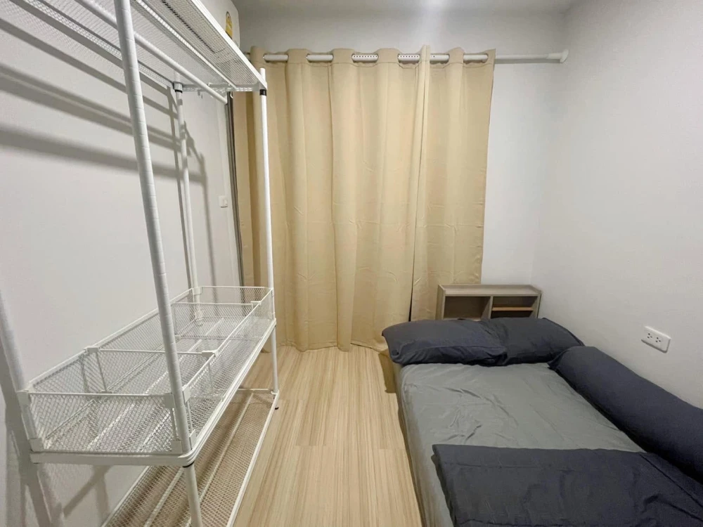 For rent: Elio Del Moss Phaholyothin 34, 7th floor room, lots of usable space. Fully decorated Just carry your bag and move in.