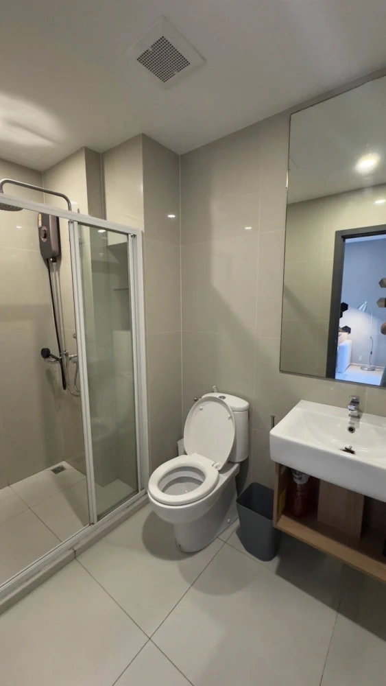 For rent: Elio del Nest, 19th floor, pool view, good view, no buildings blocking, fully furnished, nice to live in, reserve now!