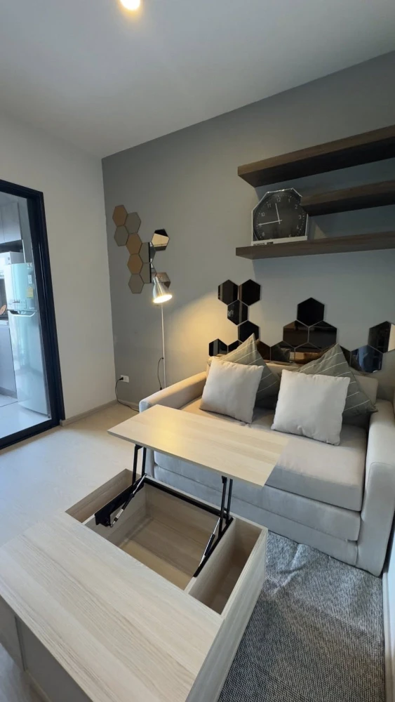 For rent: Elio del Nest, 19th floor, pool view, good view, no buildings blocking, fully furnished, nice to live in, reserve now!
