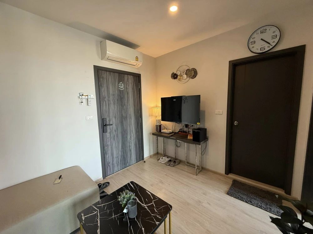 For rent Elio del nest, 30th floor, fully furnished room, nice to live in. If you don't book, you'll miss out. Hurry!