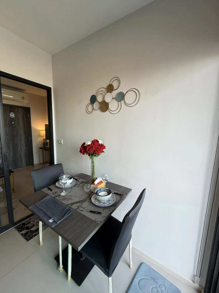 For rent Elio del nest, 30th floor, fully furnished room, nice to live in. If you don't book, you'll miss out. Hurry!