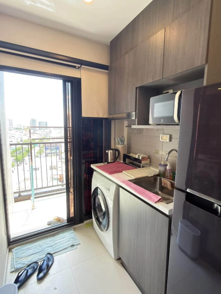 Studio room for rent at Elio Del Nest, fully furnished with appliances. Ready to move in!