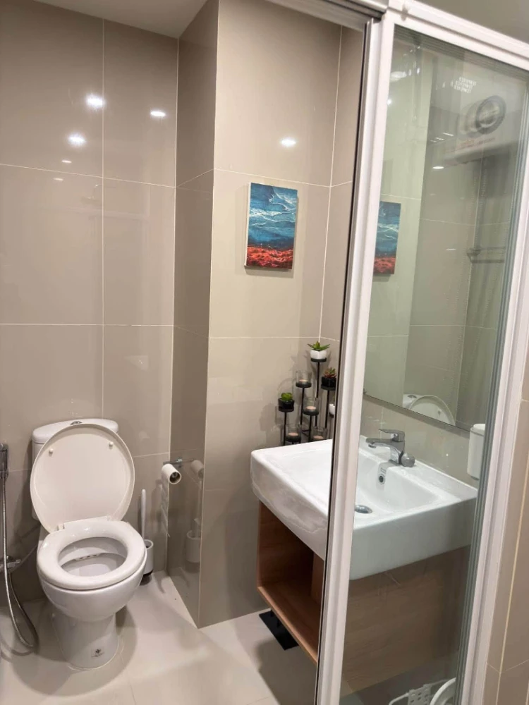 Studio room for rent at Elio Del Nest, fully furnished with appliances. Ready to move in!