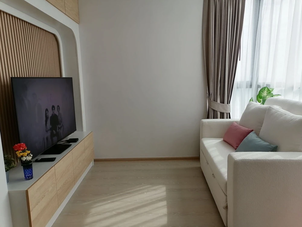 For rent: ELIO DEL NEST, the largest unit in the project. Beautifully decorated with ample storage space. Don't miss out!