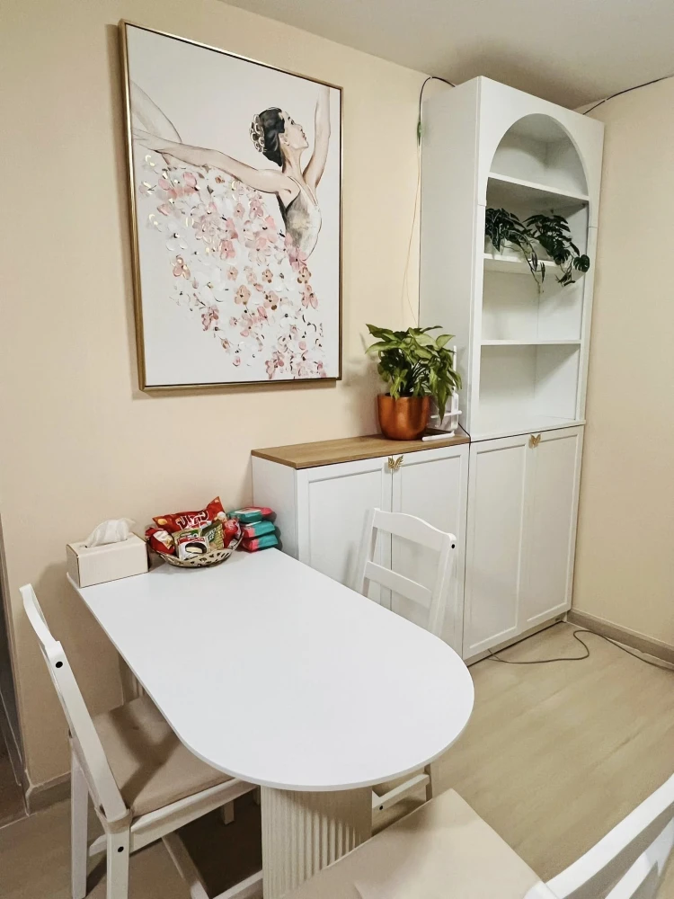 For rent: Elio DelRay, 5th floor, pool view, corner unit. Quiet and relaxing atmosphere. Book now!