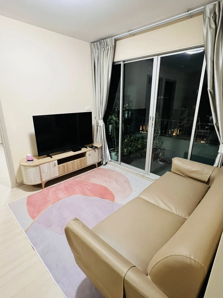 For rent: Elio DelRay, 5th floor, pool view, corner unit. Quiet and relaxing atmosphere. Book now!