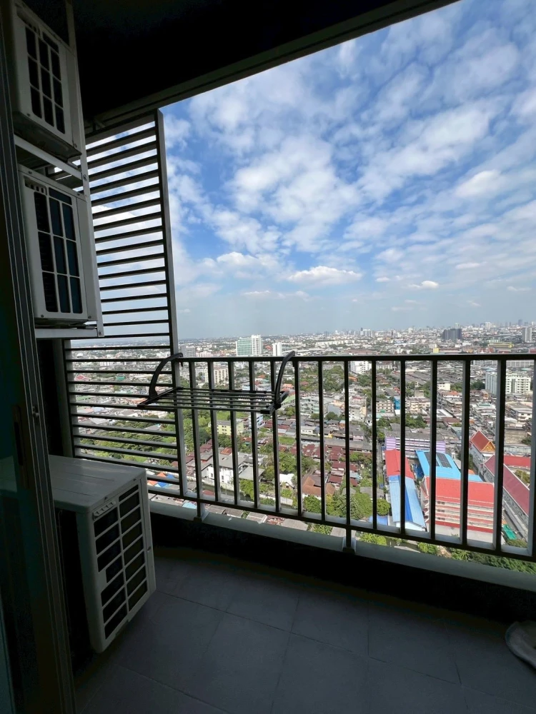 For rent: Elio Sathorn-Wutthakat, 2 bedrooms, spacious living area, great location, fully furnished. Book now!