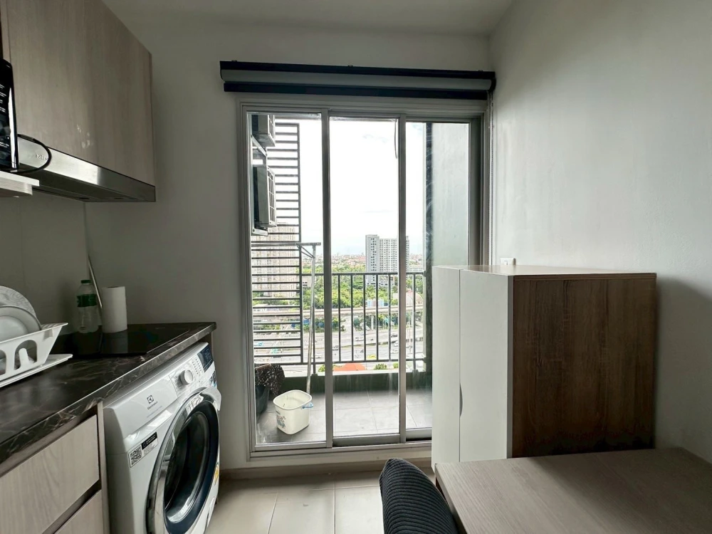 Elio Sathorn-Wutthakat for rent, high floor, ready to move in, fully furnished, reserve now before it's gone.