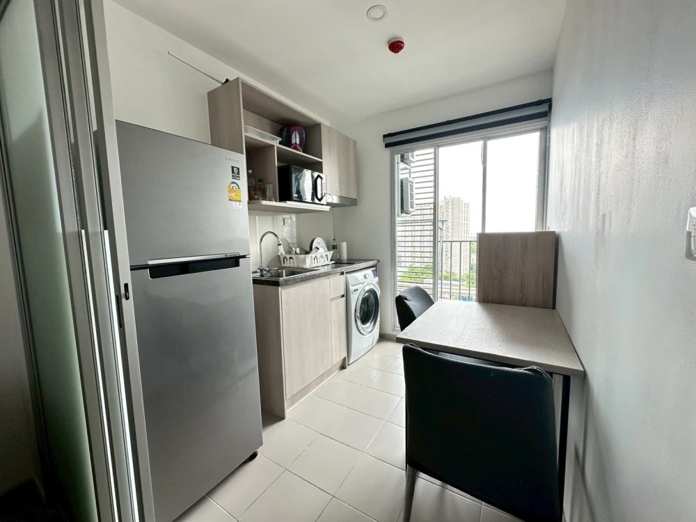 Elio Sathorn-Wutthakat for rent, high floor, ready to move in, fully furnished, reserve now before it's gone.