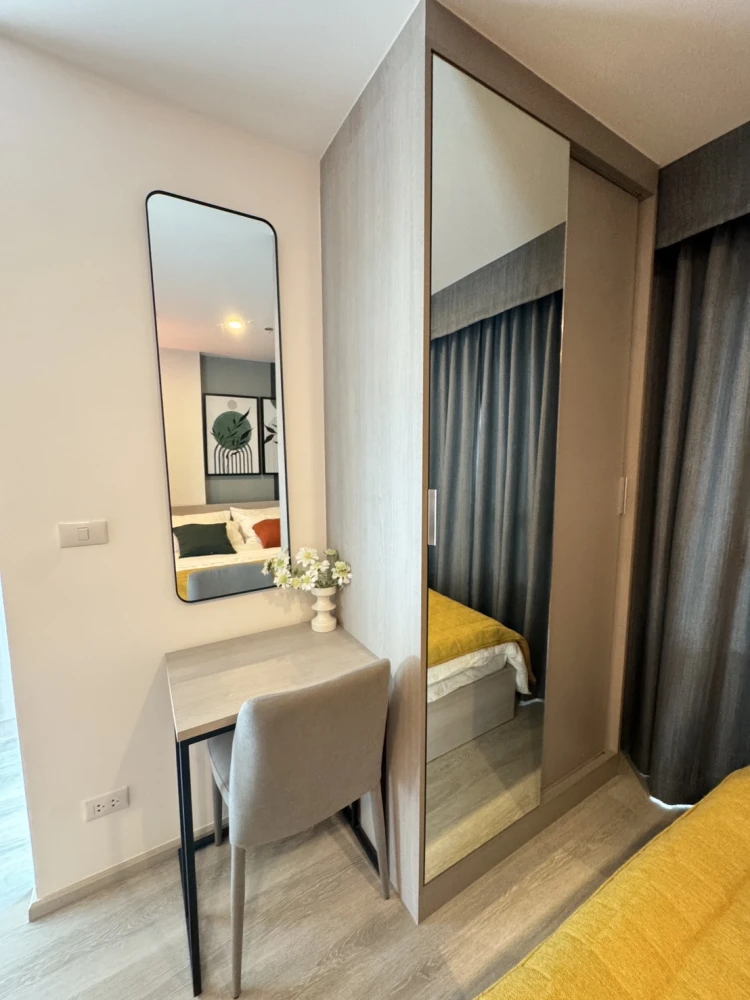 For rent Elio Sathorn-Wutthakat, nice room, good location, fully furnished, just bring your bags and move in.