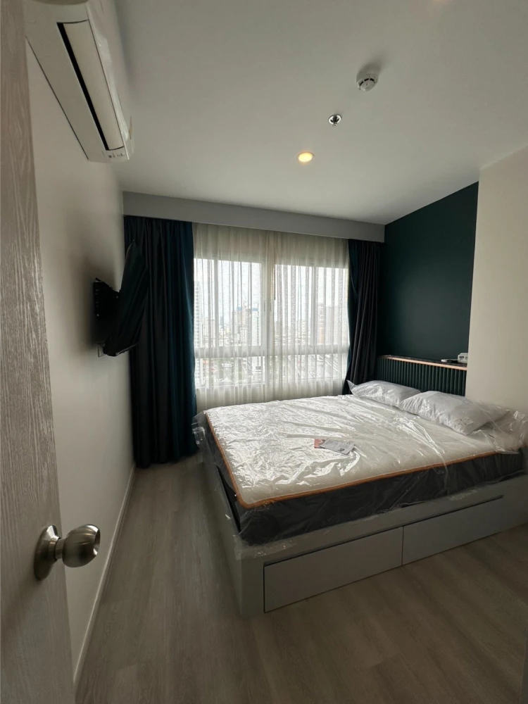 For rent: Elio Sathorn-Wutthakat. A lovely room in a prime location, with coordinated decor and complete amenities. Book now!